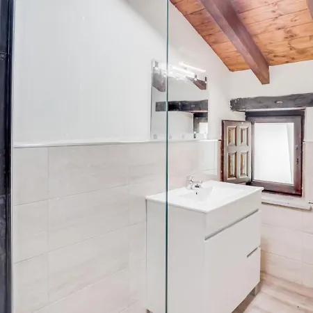 Rustic Holiday In Merilla With Valley View Semesterbostad