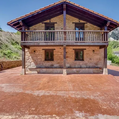 Rustic Holiday In Merilla With Valley View Semesterbostad